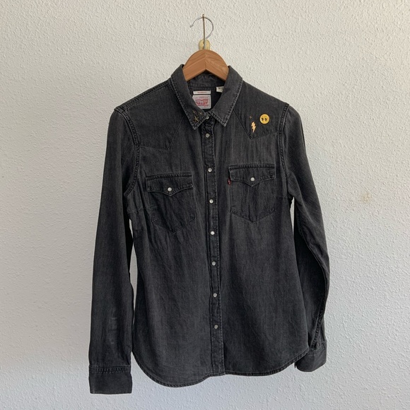 Signature by Levi Strauss Tops - Levi Strauss & Co Button Down Long Sleeve Shirt